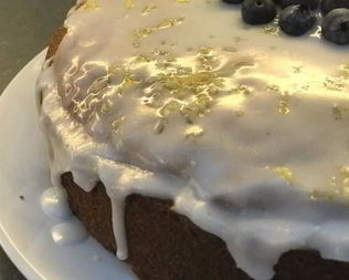 Лимонный кекс с голубикой