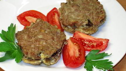 Мясные мини кексы с грибной начинкой