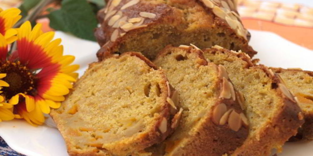 Рецепт тыквенного кекса с ликером и миндалем