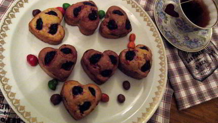 Воздушные кексы с вишней и маскарпоне