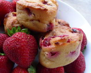 Ягодные кексы на пахте и рикотте