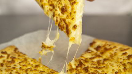 Хачапури с сыром сулугуни