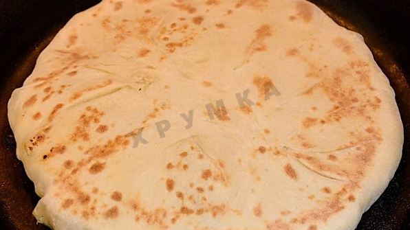 хачапури с творогом на сковороде
