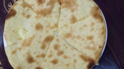 Золотистый хачапури из лаваша