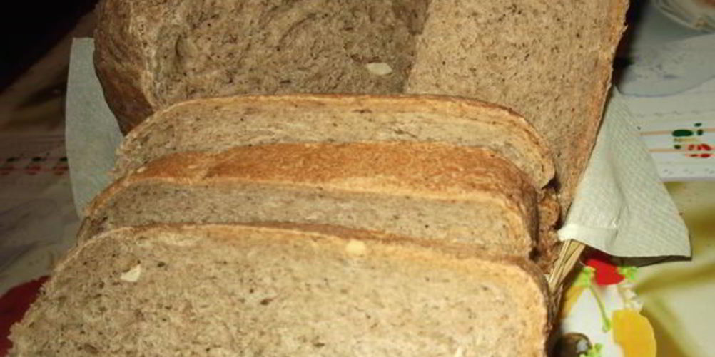 Рецепт черного хлеба с маринованным чесноком