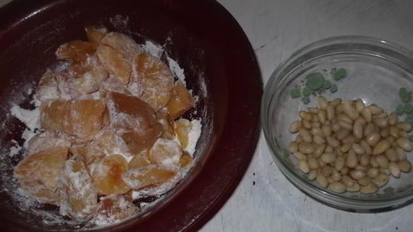 хлеб пшеничный с курагой