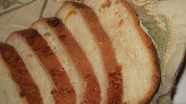 хлеб пшеничный с курагой