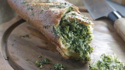 Хлеб с пармезаном и чесноком