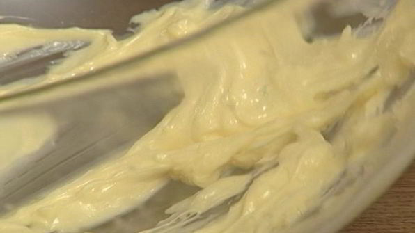 хлеб с пармезаном и чесноком