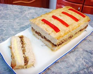 Куриный хлеб с сыром и грибами