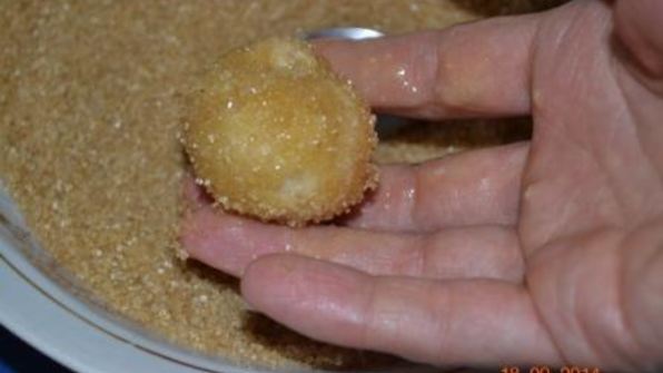 обезьяний хлеб с вяленой вишней