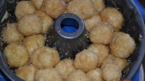 обезьяний хлеб с вяленой вишней