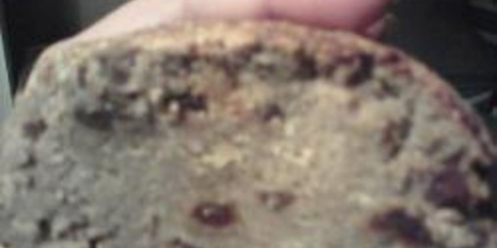 Рецепт серого батона из гречневой муки с изюмом