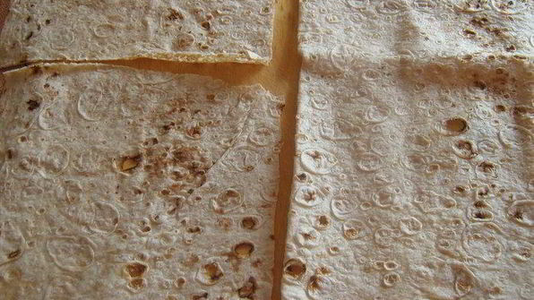 горячая закуска из лаваша с курицей и баклажанами