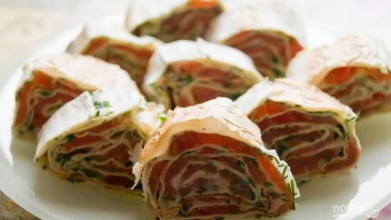 Лаваш с красной рыбой