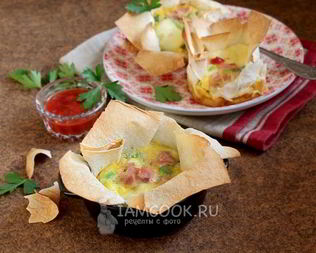 Лаваш с ветчиной и яйцом