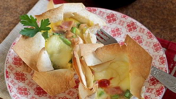 лаваш с ветчиной и яйцом