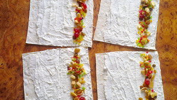 творожные рулетики с лавашом