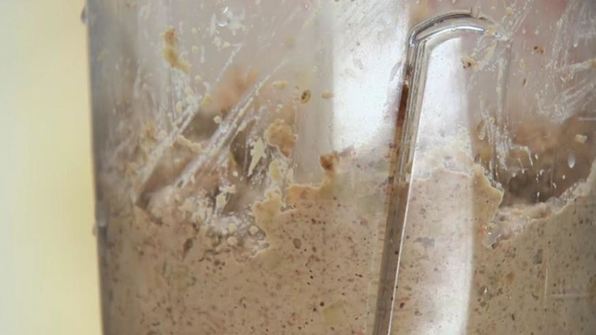 закуска из лаваша с соусом из перца