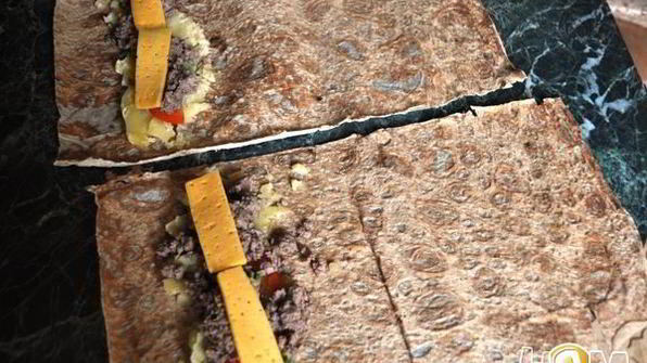 жареный лаваш с картофелем и фаршем