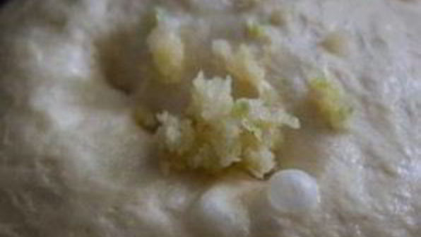 чесночные лепешки наан