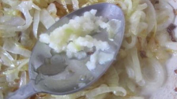 фокачча с тыквой, чесноком и луком