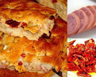 Фокачча с ветчиной и вялеными помидорами Италия