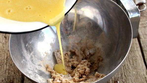 хлебные лепешки с горчичным маслом