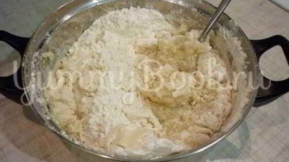 хрустящие лепешки с сыром и зеленым луком