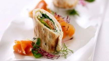 Копченая норвежская семга в лепешке