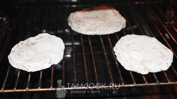 лепешки из ржаной муки без дрожжей