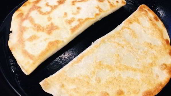 лепешки с курицей и зеленью