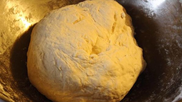 лепешки с луковой начинкой