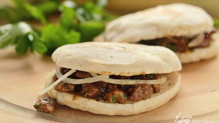 Лепешки с мясом по-китайски