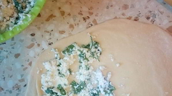 лепешки с творогом и кинзой