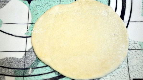 пита с начинкой и без