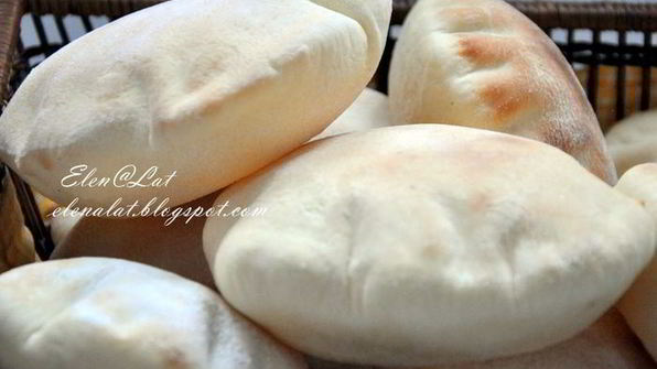 пита с начинкой и без