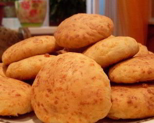 Пышные сырные лепешки на кефире