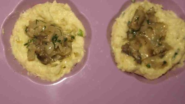 картофельные маффины с грибной начинкой