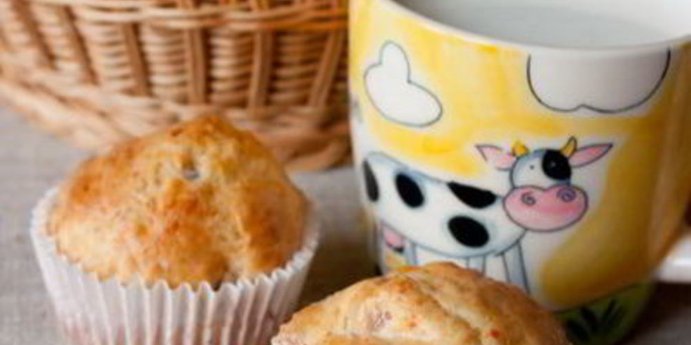 Рецепт маффинов с копченой курицей и сыром