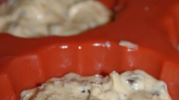 маффины с малиновым кремом и шоколадом