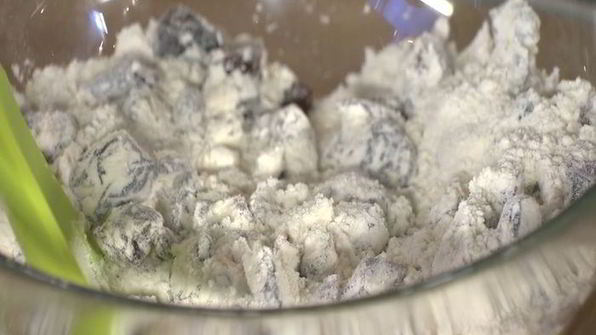 сливочные маффины с клюквой и вишней