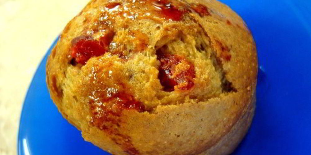 Рецепт творожно-кукурузных маффины с бананами и клубникой