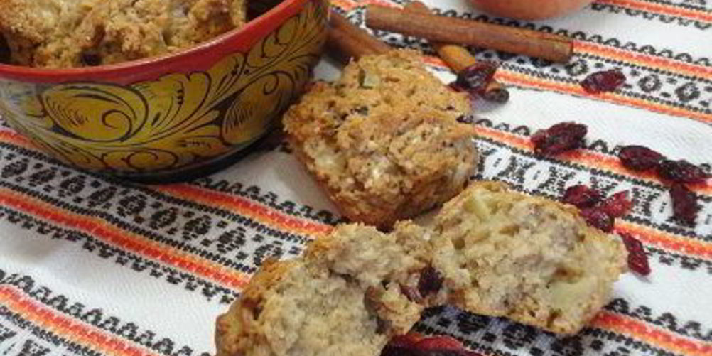 Рецепт яблочных маффинов с вишней