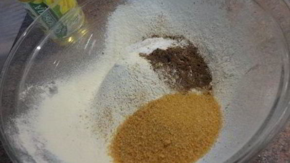 яблочные маффины с вишней