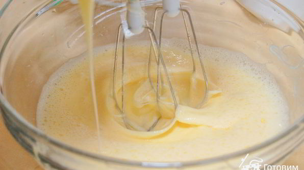 малиновый рулет