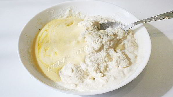 манник на кефире с мукой в мультиварке