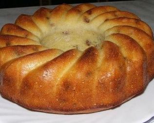 Простой манник на кефире без муки