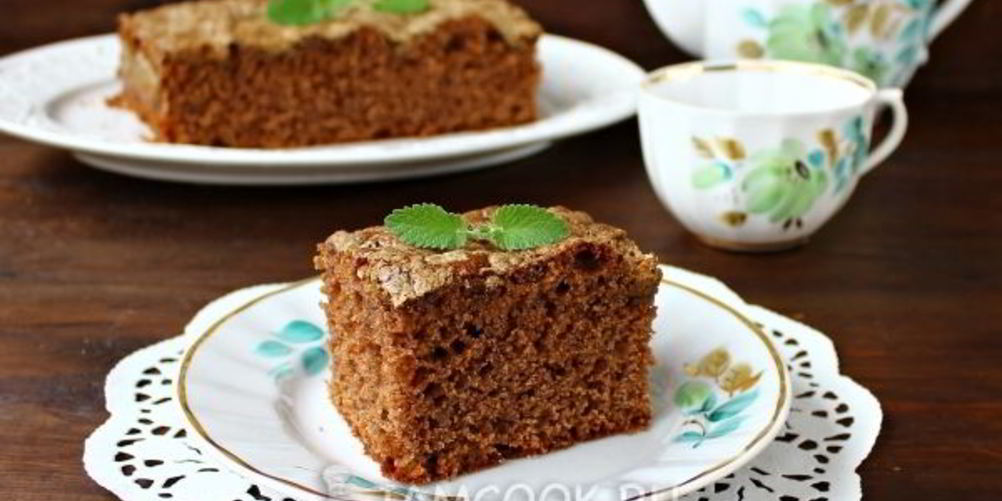 Рецепт шоколадного манника с халвой