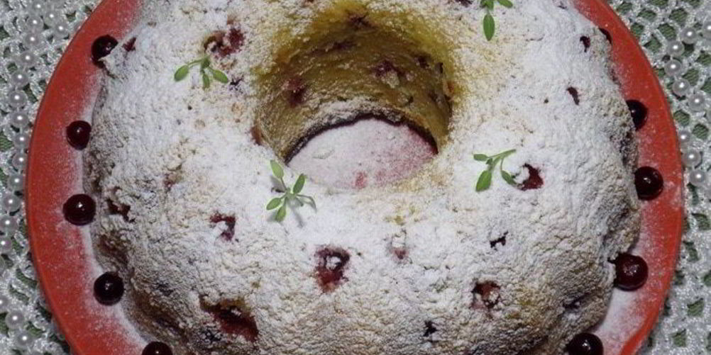 Рецепт творожного манника с клюквой